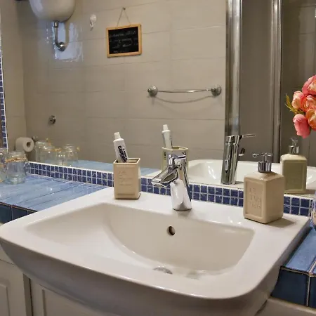 La Casetta Di Nonna Pina - Con Cucina In Pieno Centro Apartment