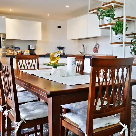 La Casetta Di Nonna Pina - Con Cucina In Pieno Centro Apartment *